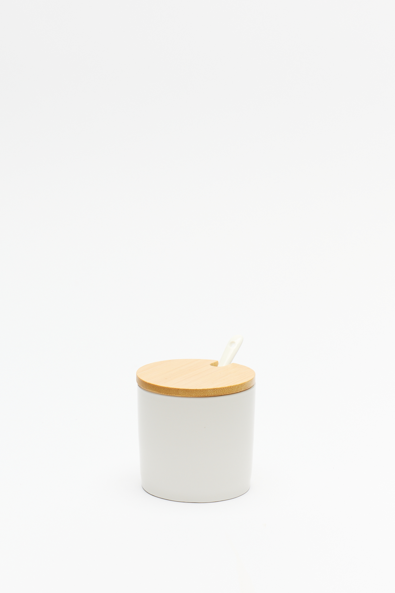 Azucarera / Quesera Porcelana con Tapa Bambu Tokio Blanco 9x8.5 Cm