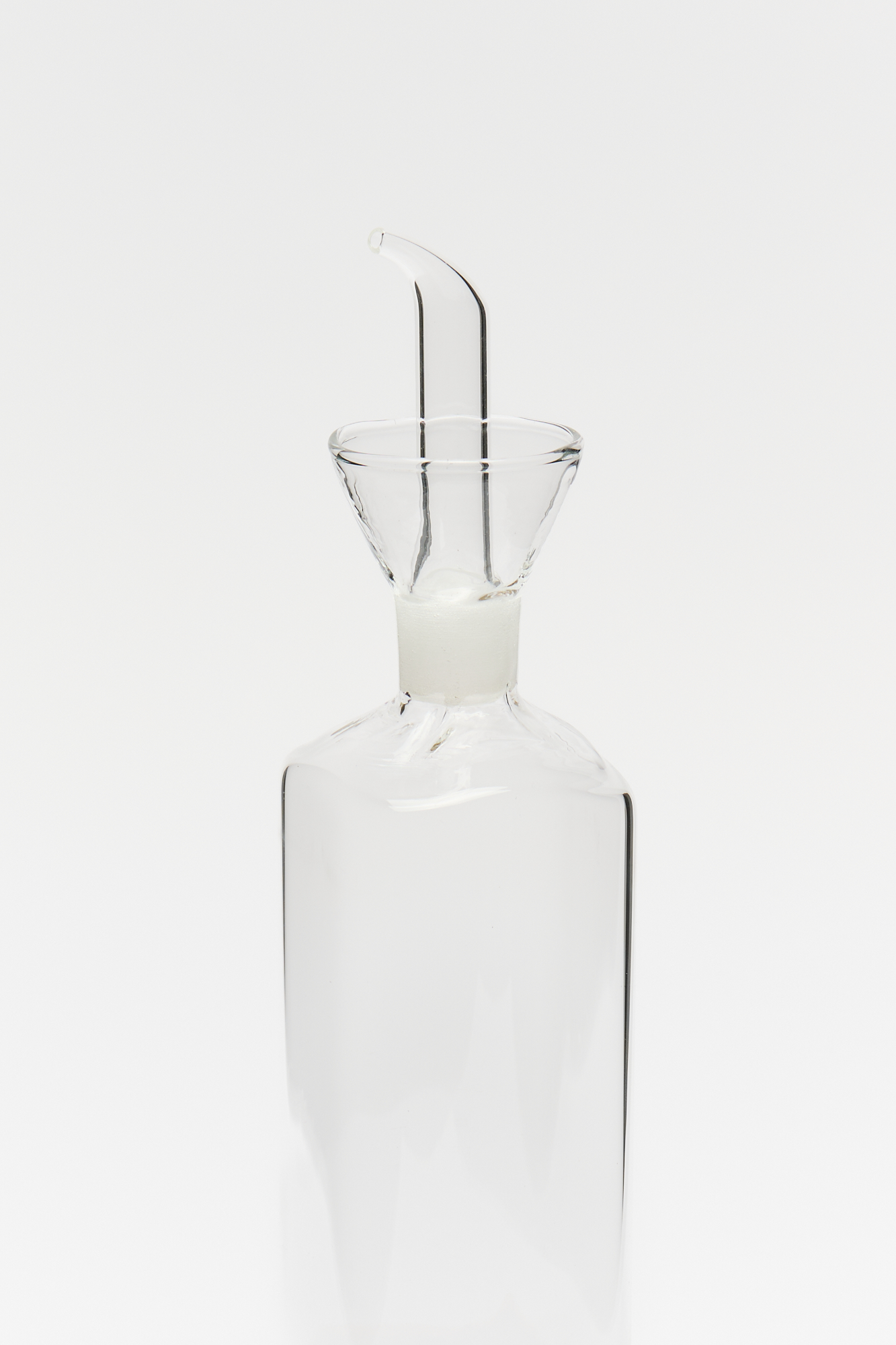 Aceitera / Vinagrera Cuadrada Vidrio y Corcho Vassa 500 Ml - Image 2