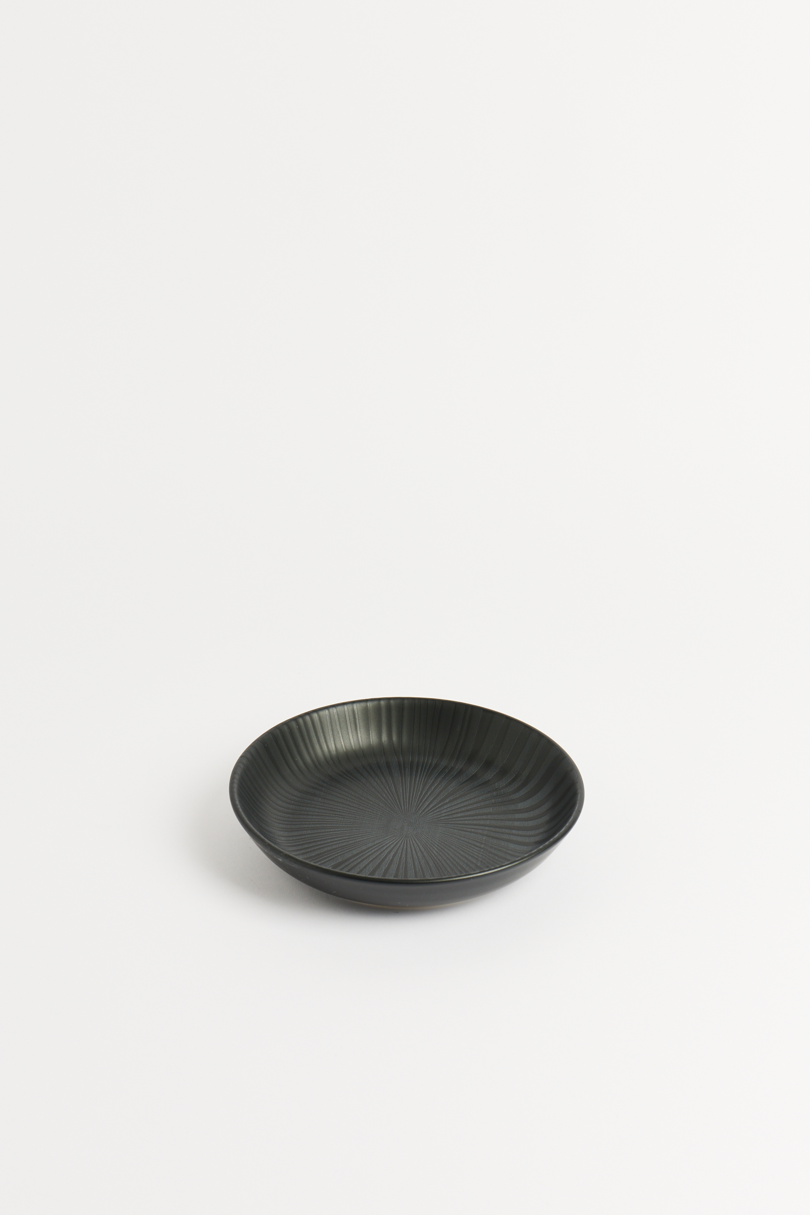 Plato Hondo Oxford Flat Onix 20.5 Cm