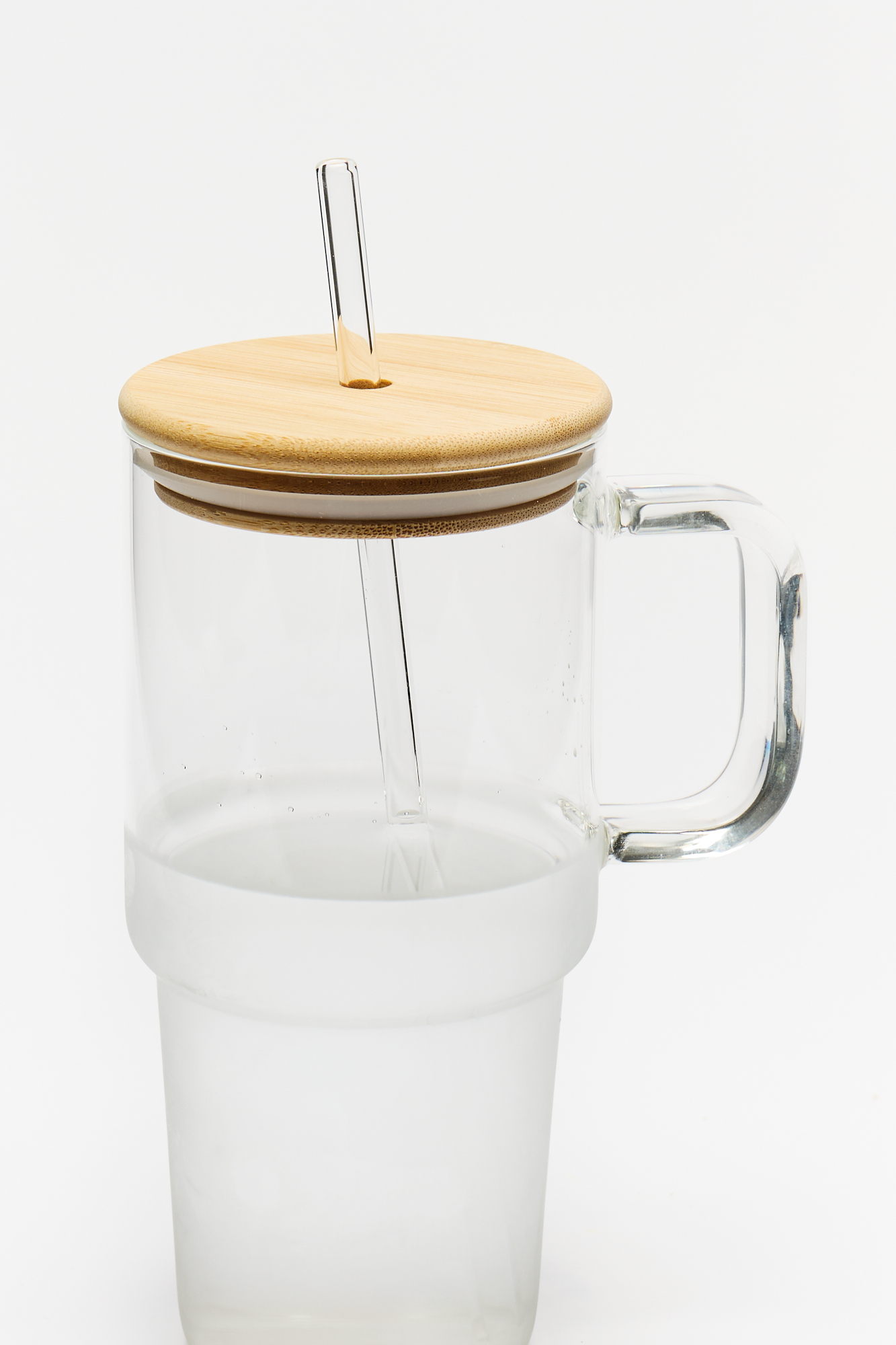 Vaso Vidrio Tipo Quencher con Asa Sorbete y Tapa Bambu 750 Ml - Image 2