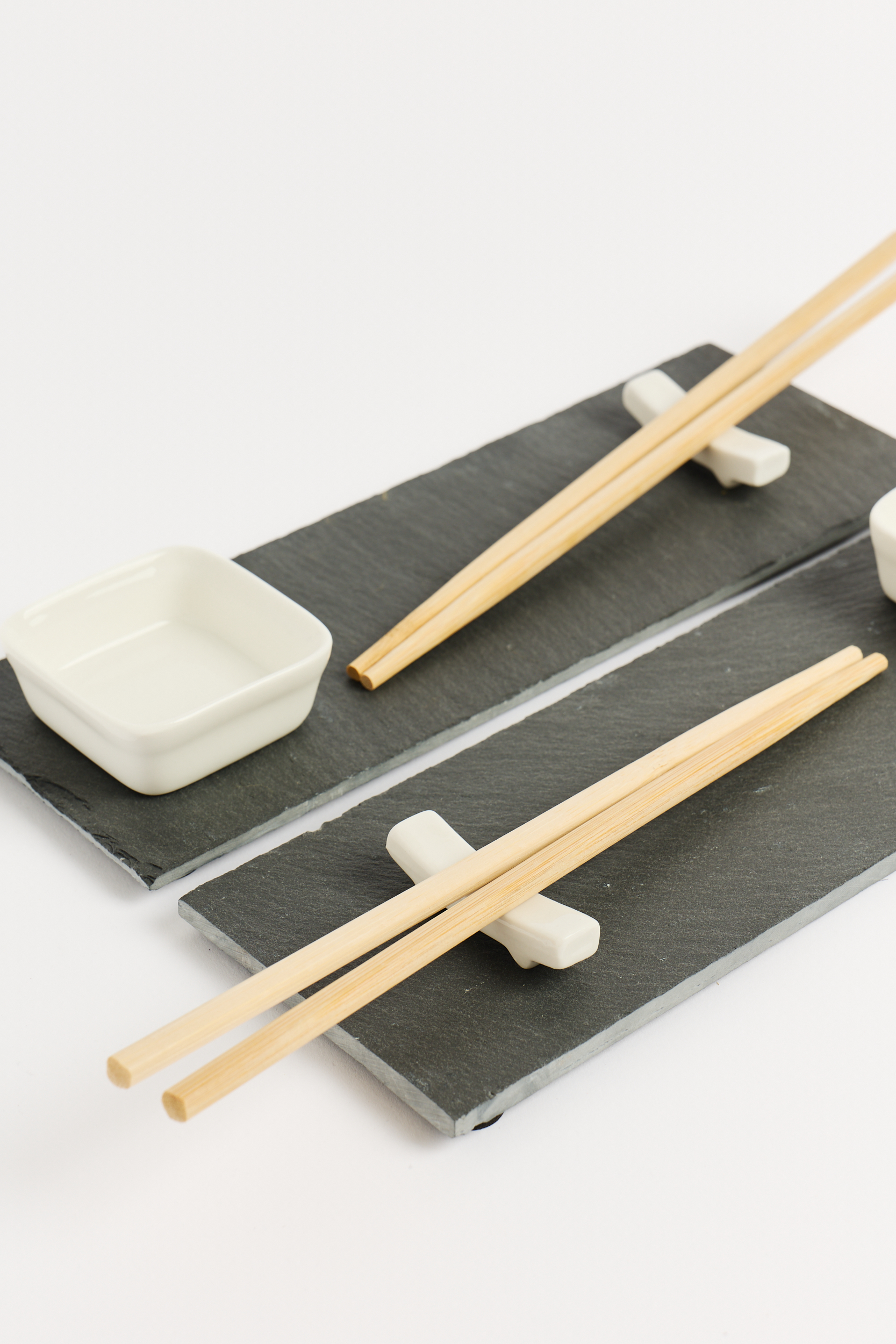 Set Sushi para 2 Personas Piedra Natural Negro 26x9 Cm TK - Image 2