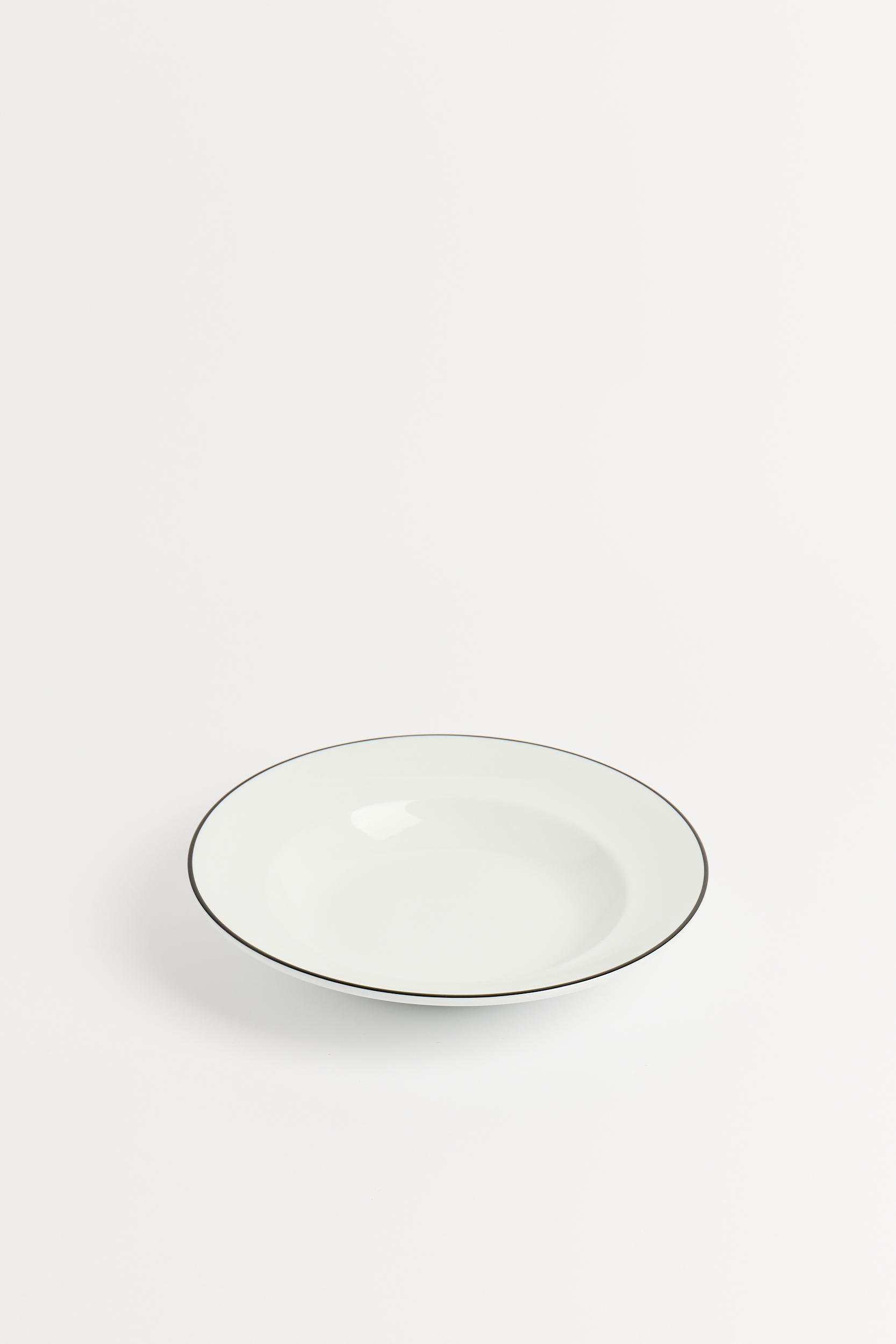 Plato Pasta / Bowl con Filete Negro 28 Cm Volf - Image 4