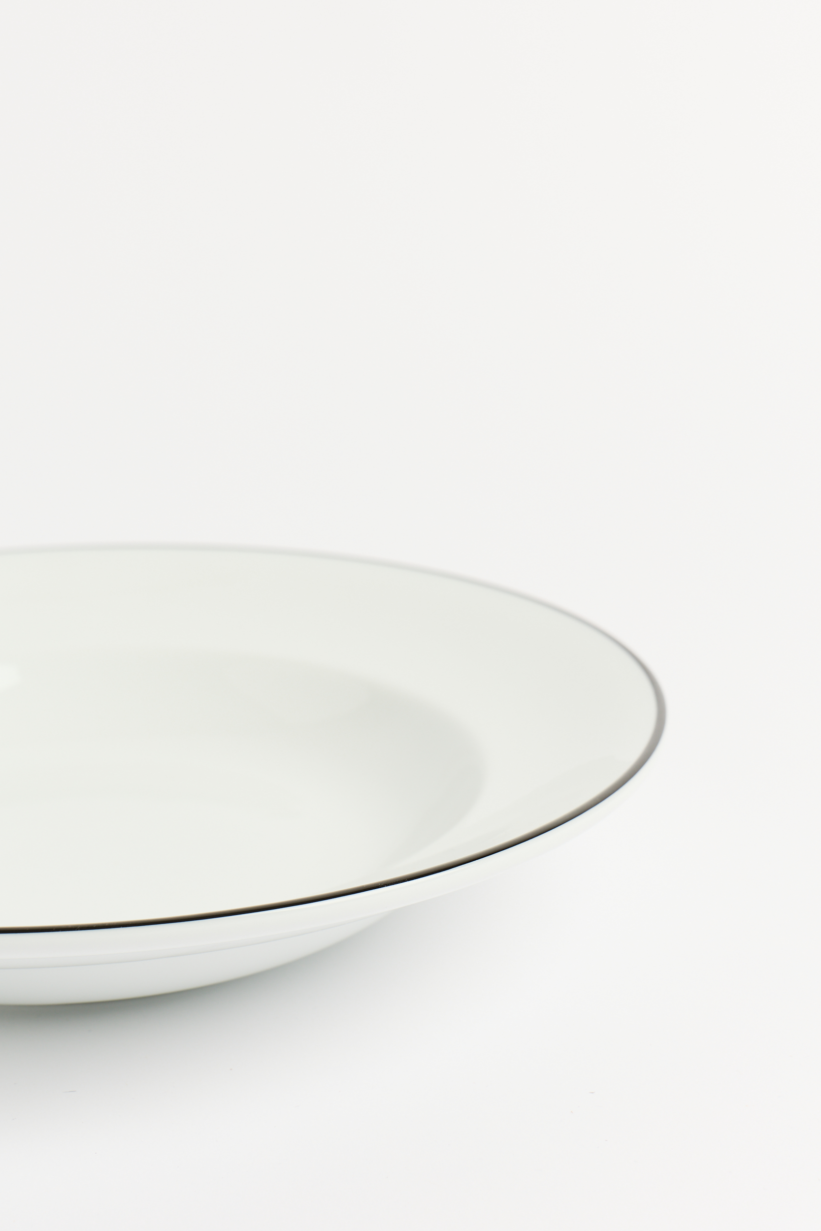 Plato Pasta / Bowl con Filete Negro 28 Cm Volf - Image 2