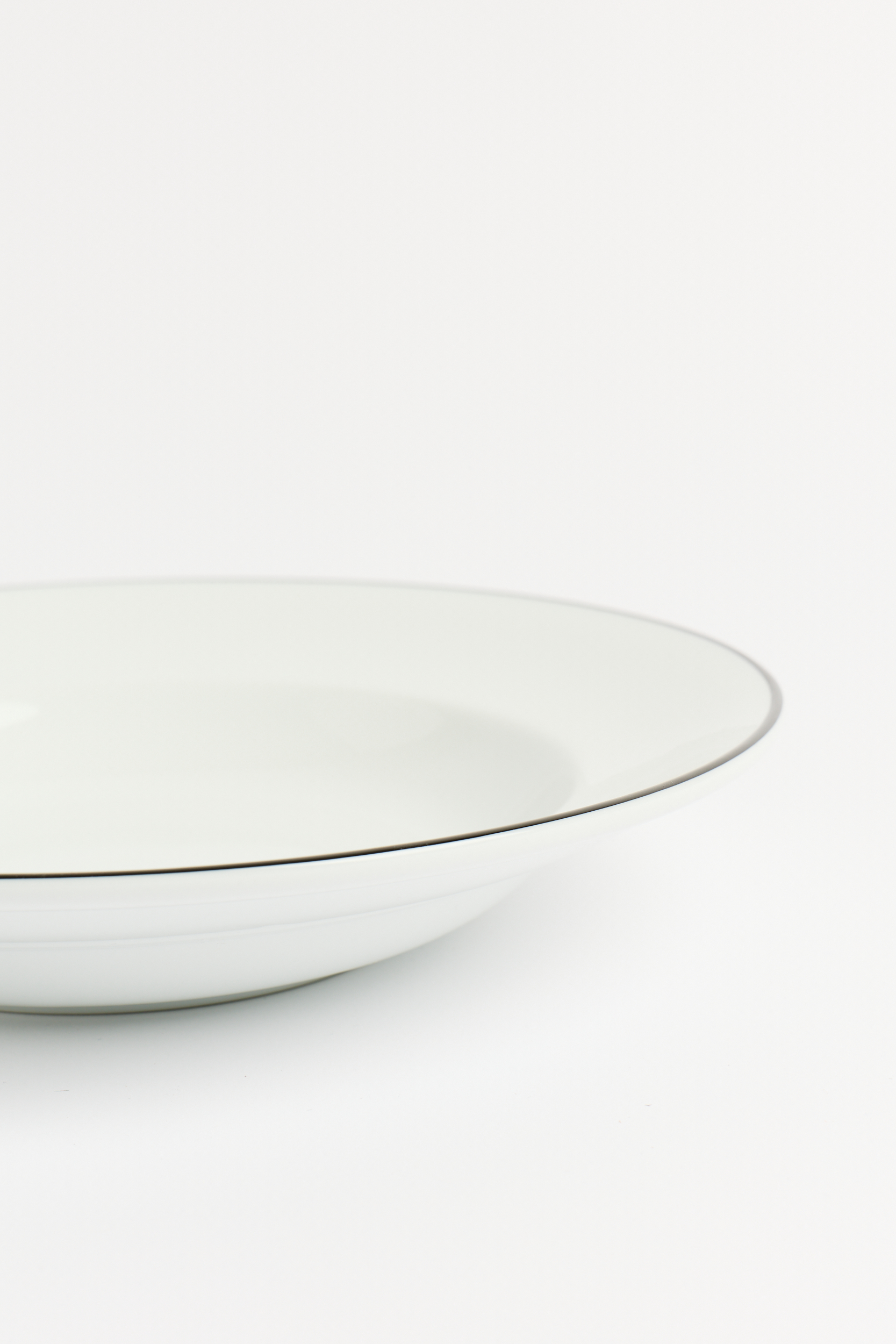 Plato Pasta / Bowl con Filete Negro 28 Cm Volf - Image 3