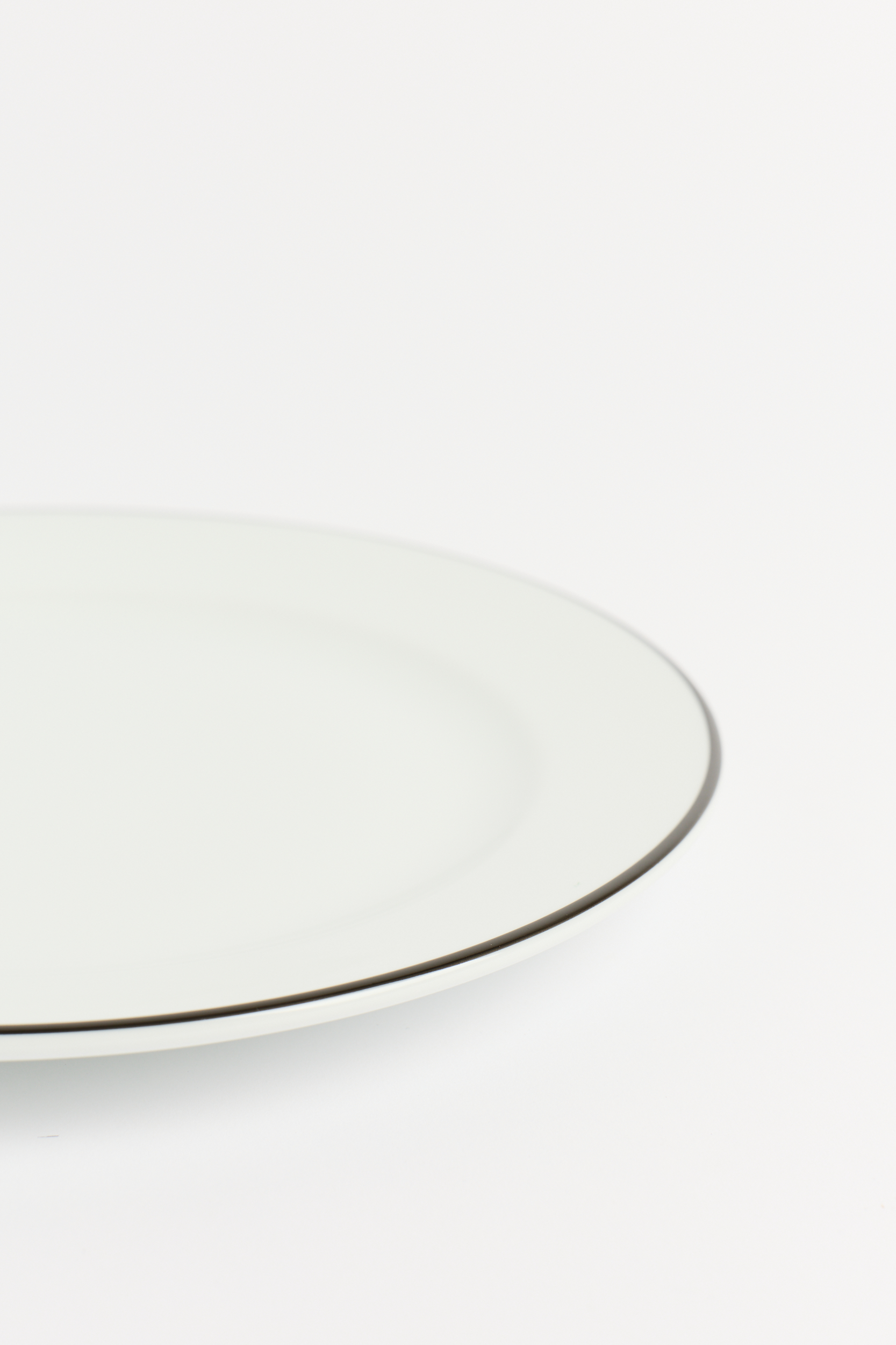Plato Postre con Filete Negro 21 Cm Volf - Image 2