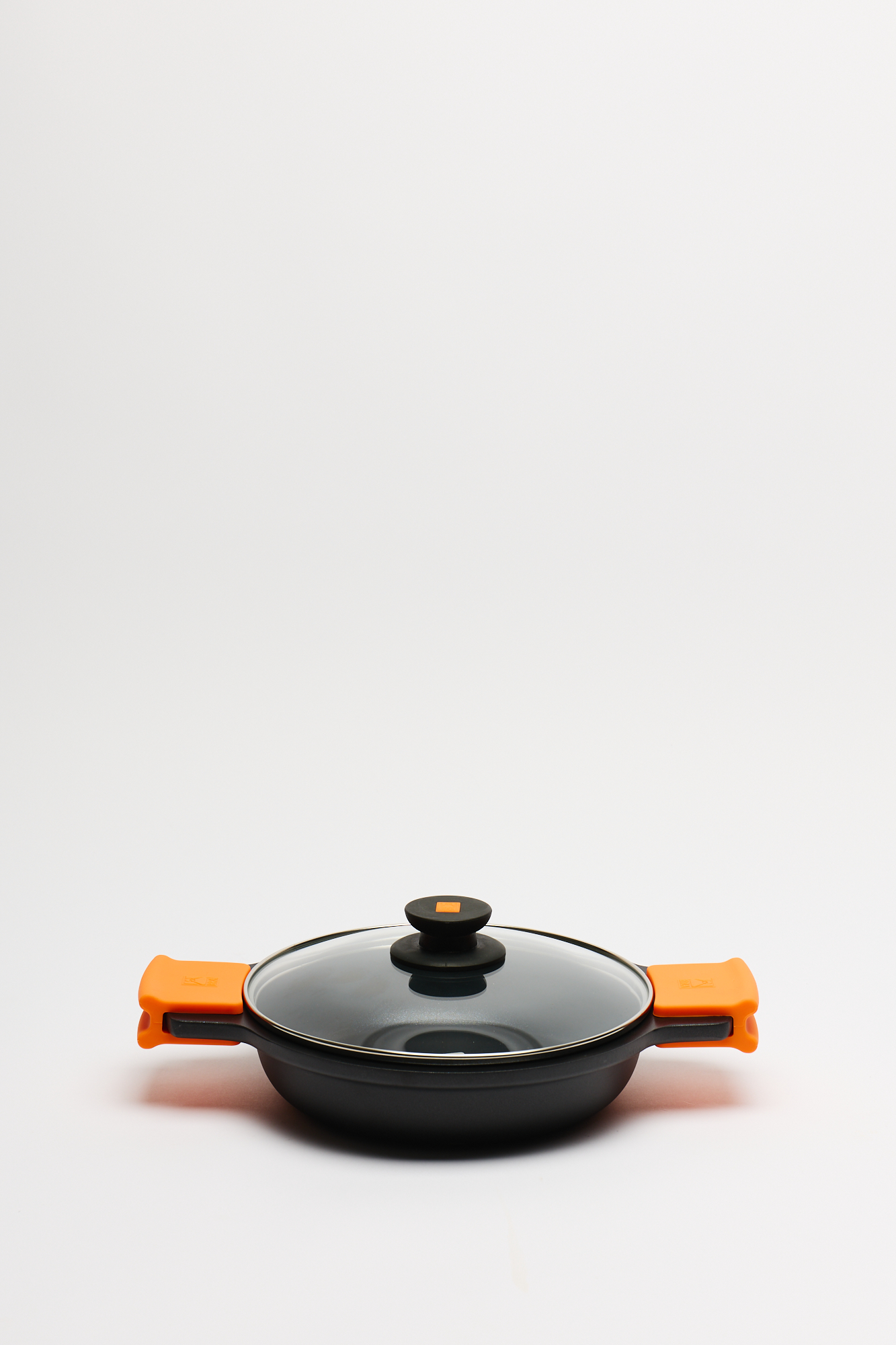 Cacerola Baja con Tapa Vidrio y Asas Silicona Naranja Efficient 24 Cm